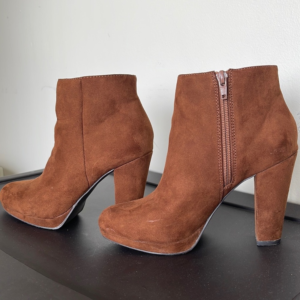 Ankle boots